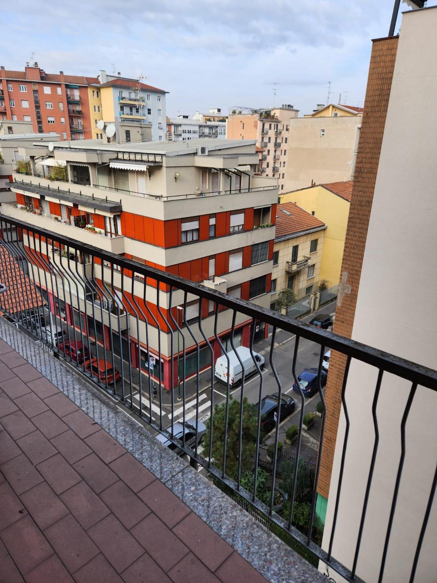 Guesthouse - Metro M1 Sesto Rondo Sesto San Giovanni Eksteriør bilde